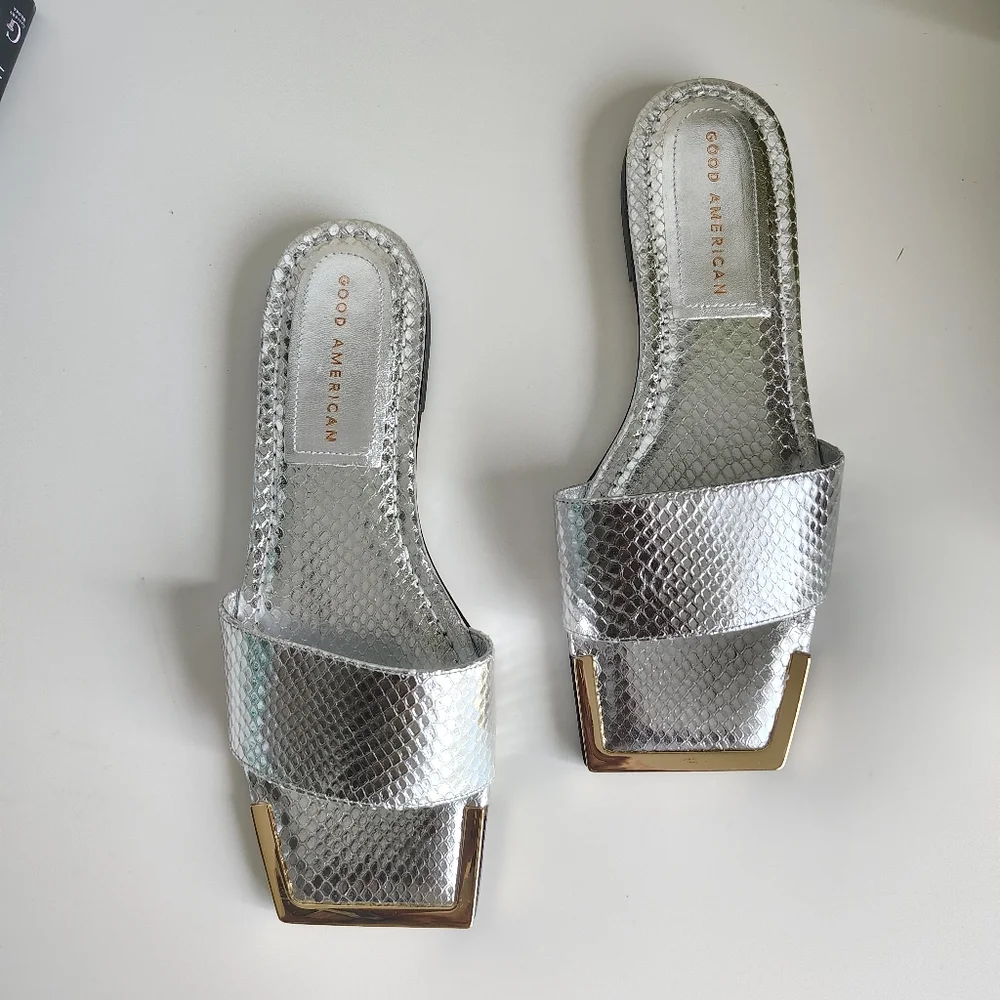 Good American Standout Slide Sandals Silver Snake 7.5 NIB